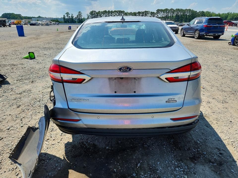 2020 FORD FUSION SE 6