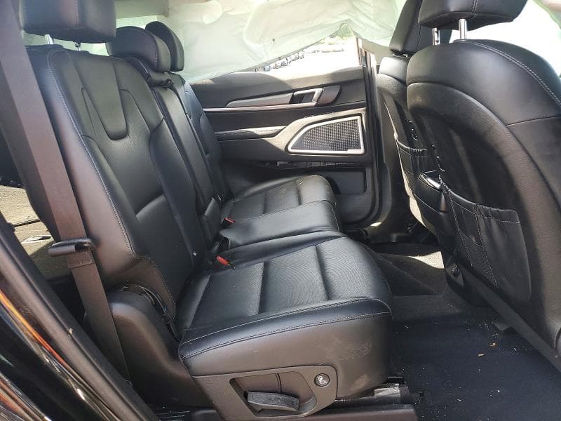 2022 KIA TELLURIDE LX 11