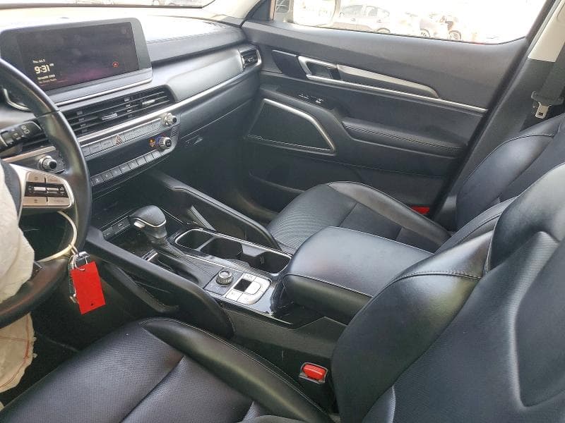 2022 KIA TELLURIDE LX 7