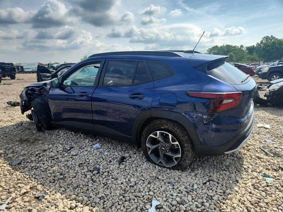 2024 CHEVROLET TRAX 1LT 2
