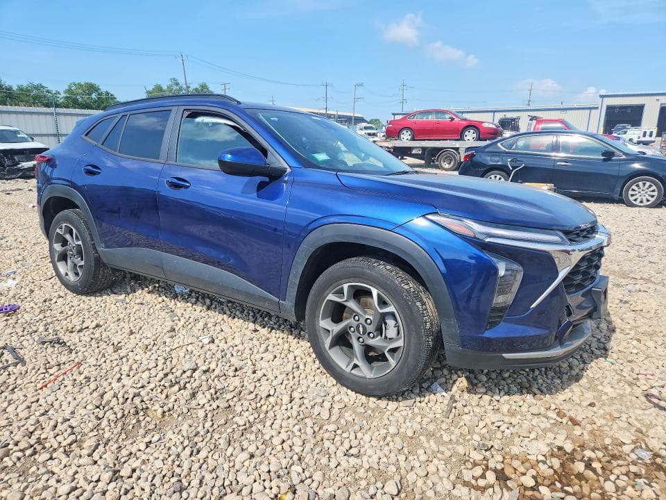 2024 CHEVROLET TRAX 1LT 4