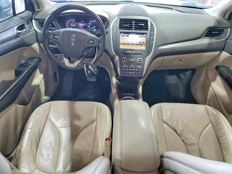 2017 LINCOLN MKC RESERVE 8