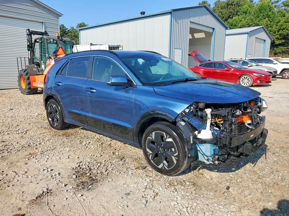 2023 KIA NIRO WIND 4
