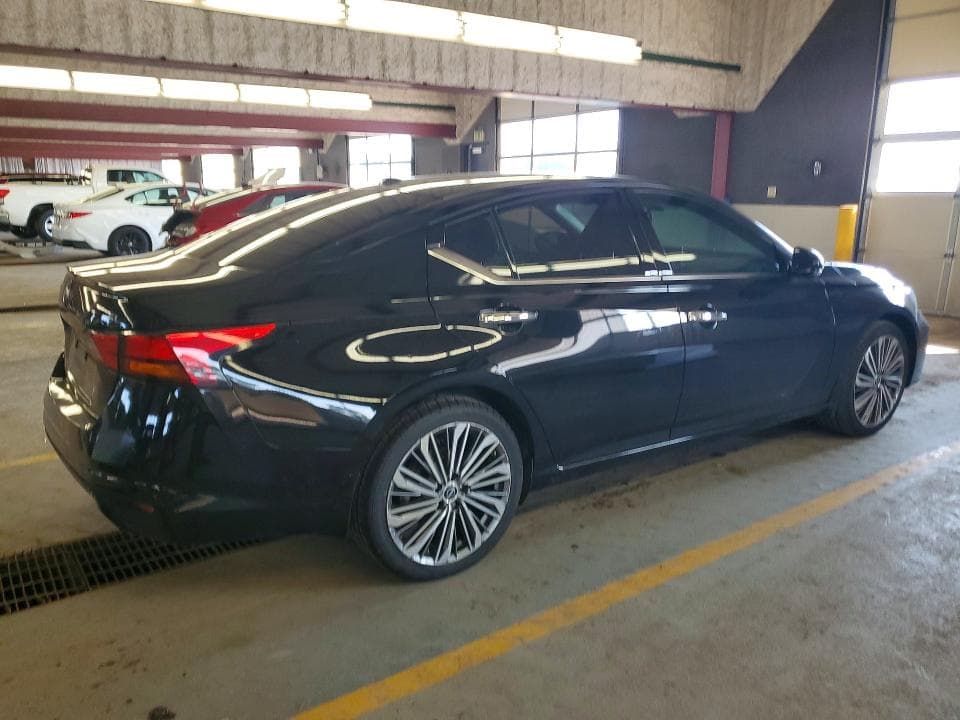 2024 NISSAN ALTIMA SL 3