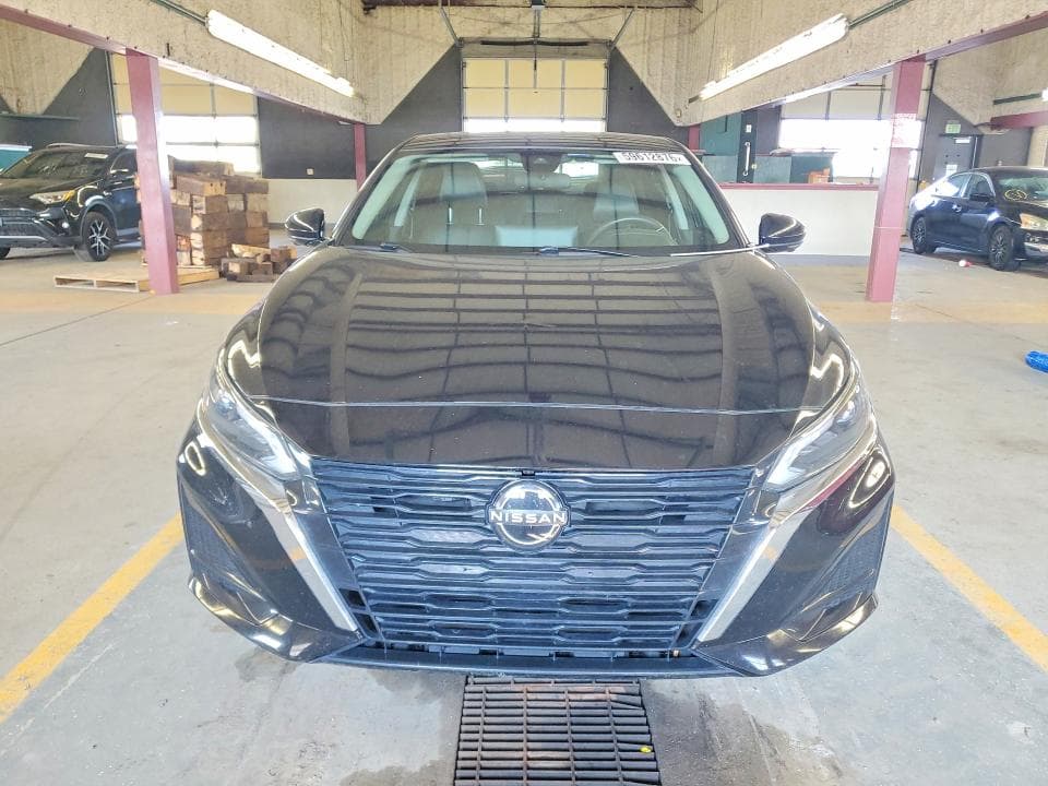 2024 NISSAN ALTIMA SL 5