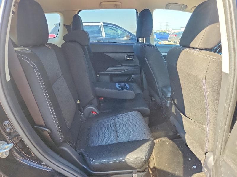 2017 MITSUBISHI OUTLANDER ES ES 10