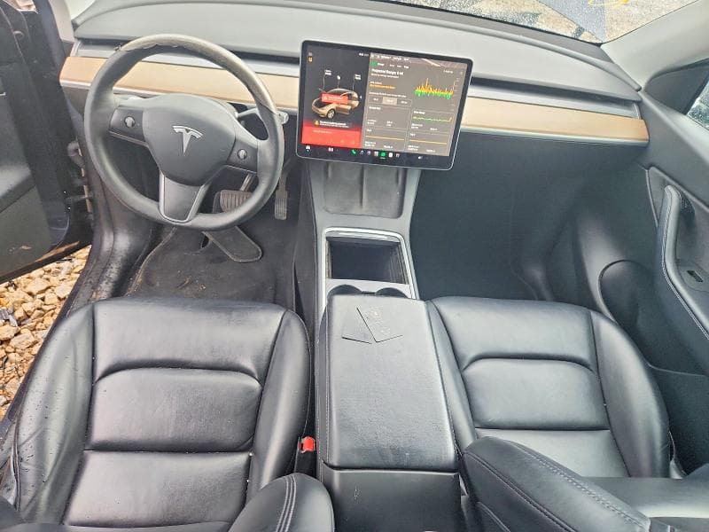 2021 TESLA MODEL Y 8