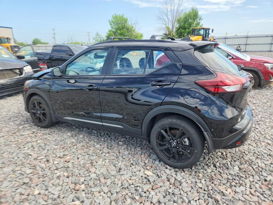 2023 NISSAN KICKS SR 2
