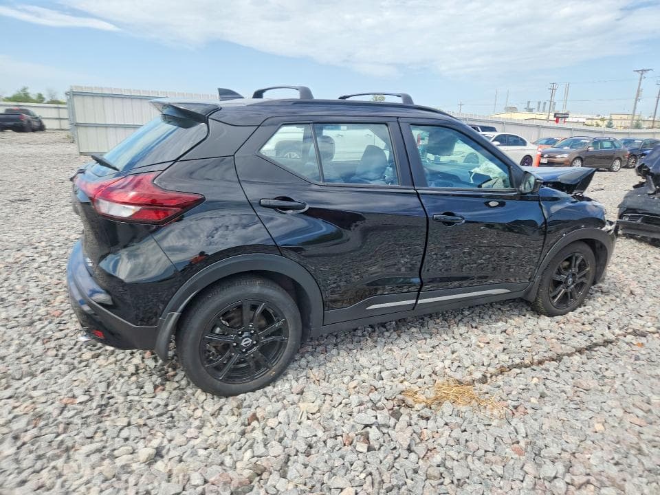 2023 NISSAN KICKS SR 3
