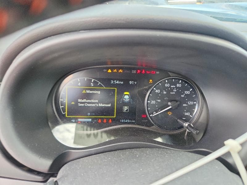 2023 NISSAN KICKS SR 9