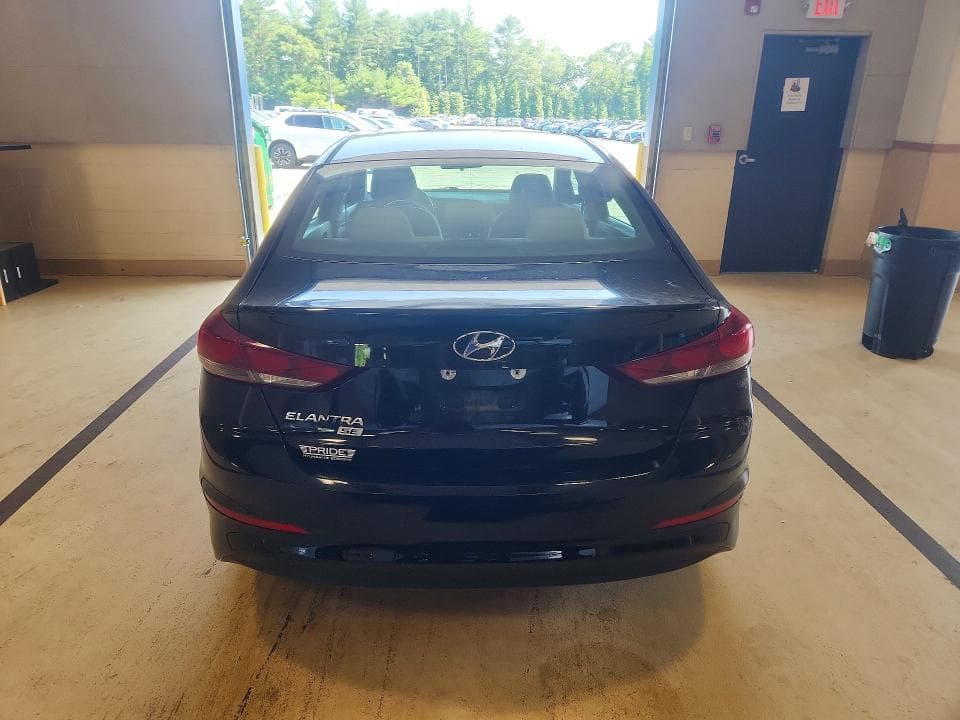 2018 HYUNDAI ELANTRA SE 6