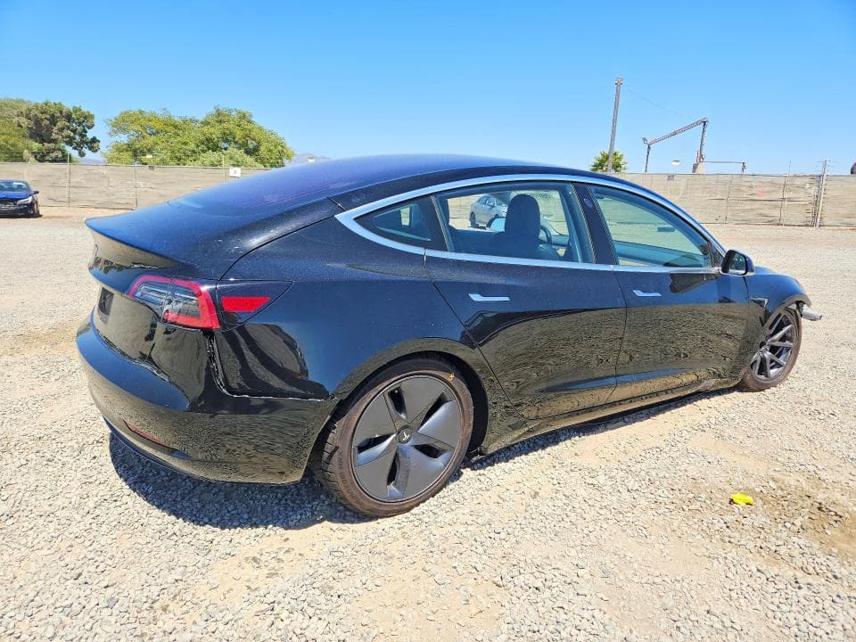 2017 TESLA MODEL 3 3