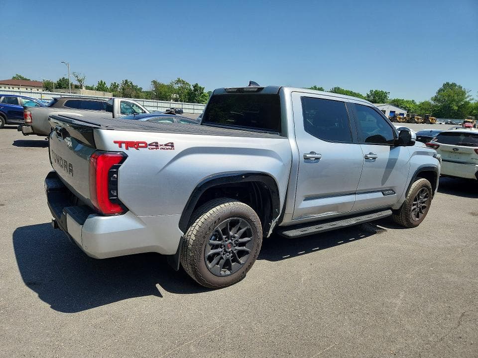 2024 TOYOTA TUNDRA PLATINUM 3