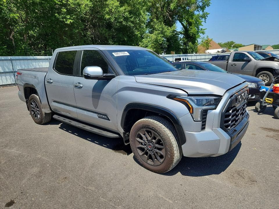 2024 TOYOTA TUNDRA PLATINUM 4
