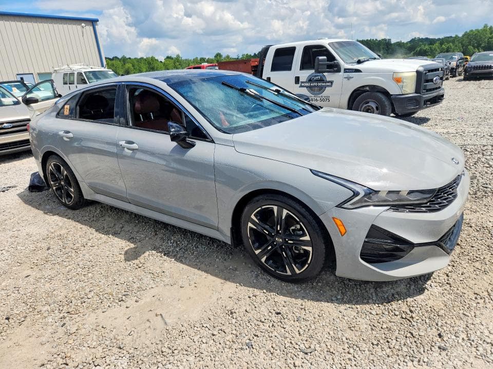 2021 KIA K5 4