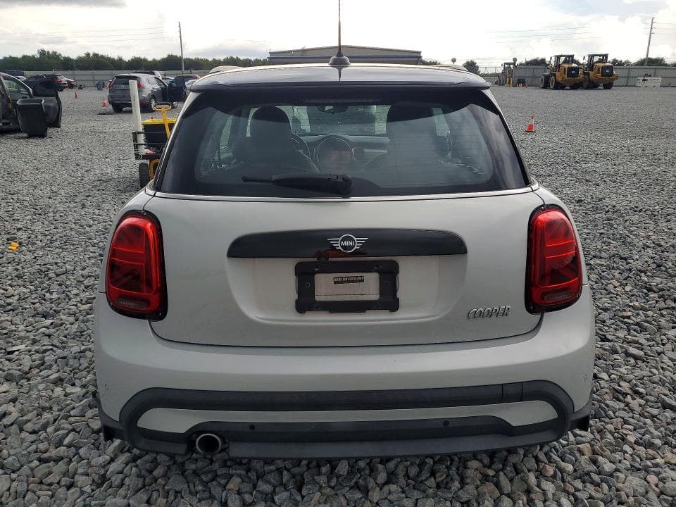 2022 MINI COOPER 6