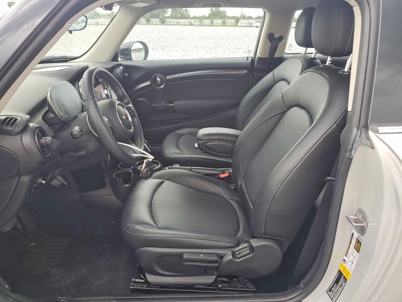 2022 MINI COOPER 7