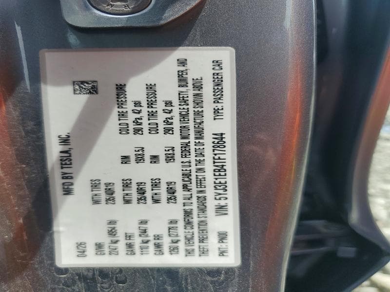 2026 TESLA MODEL 3 12