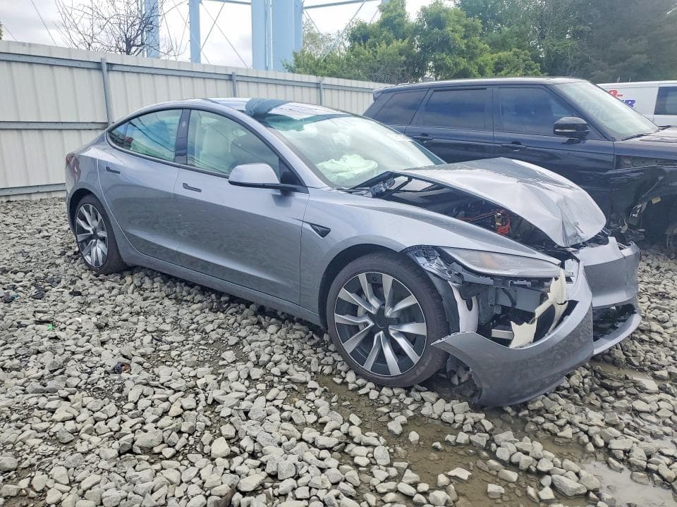 2026 TESLA MODEL 3 4