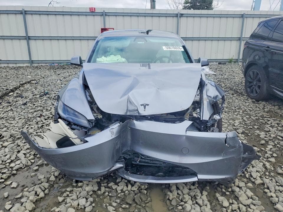 2026 TESLA MODEL 3 5