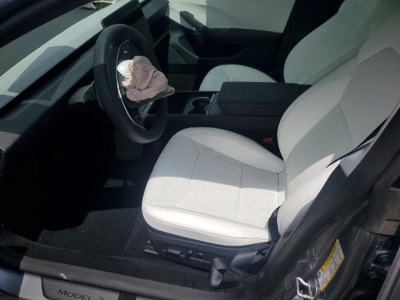 2026 TESLA MODEL 3 7