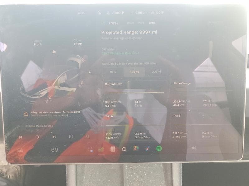 2026 TESLA MODEL 3 9
