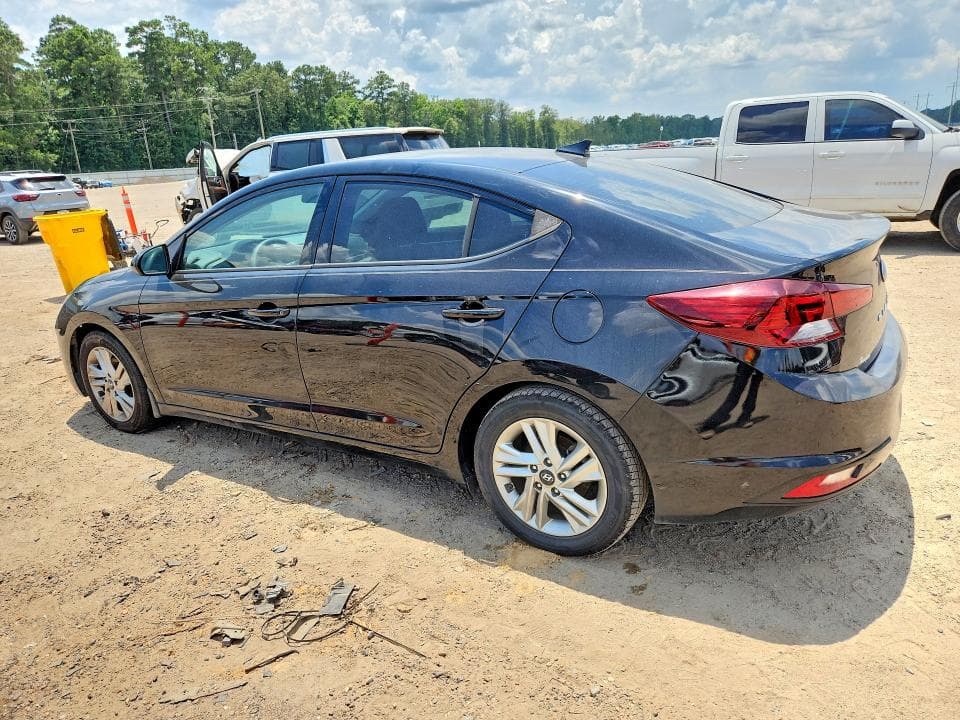 2020 HYUNDAI ELANTRA SEL 2