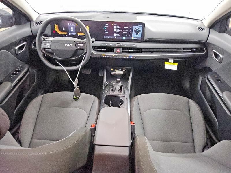 2025 KIA K4 LX 9