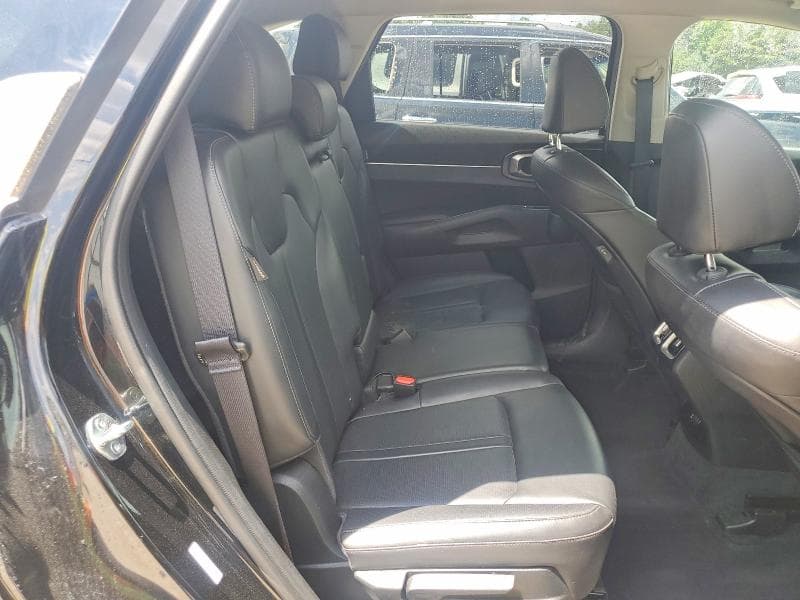 2024 KIA SORENTO S 11