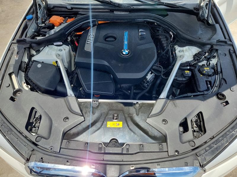 2018 BMW 530E 11