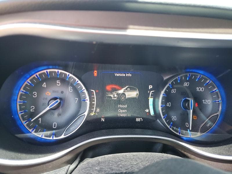 2017 CHRYSLER PACIFICA TOURING L PLUS 9