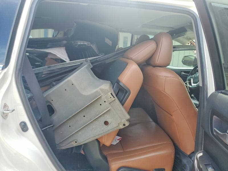 2018 TOYOTA HIGHLANDER LIMITED LIMITED 11