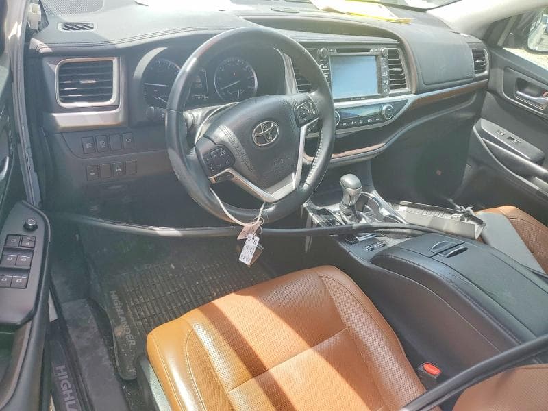 2018 TOYOTA HIGHLANDER LIMITED LIMITED 8