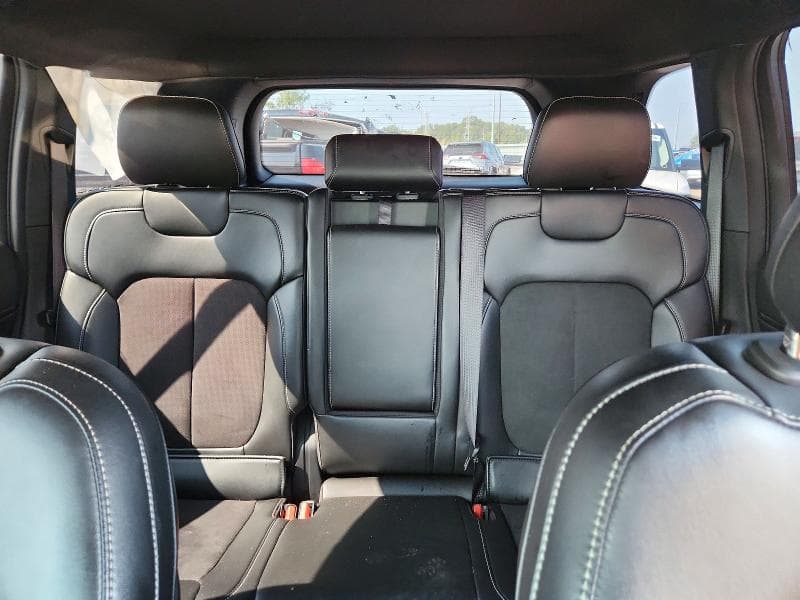 2025 JEEP GRAND CHEROKEE LAREDO 10