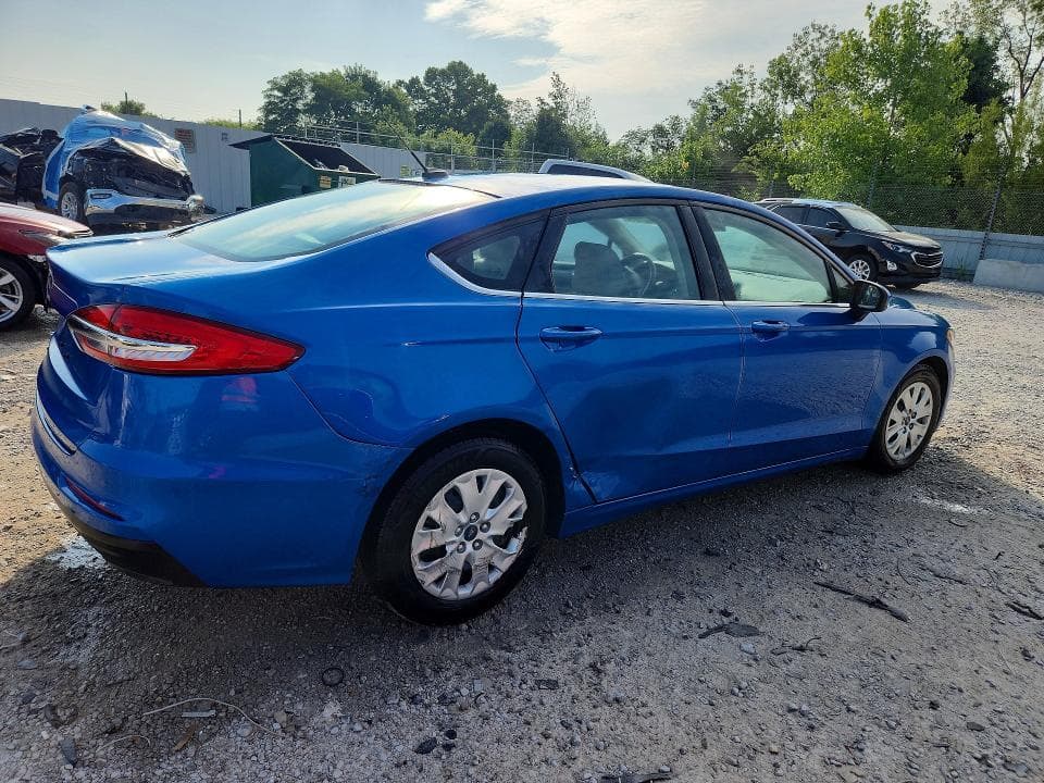 2019 FORD FUSION S S 3