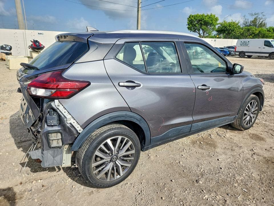 2021 NISSAN KICKS SV 3