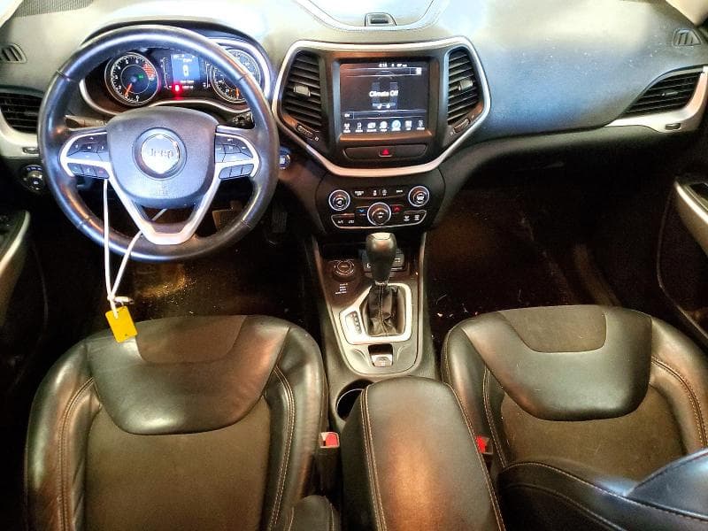 2018 JEEP CHEROKEE LATITUDE PLUS 8