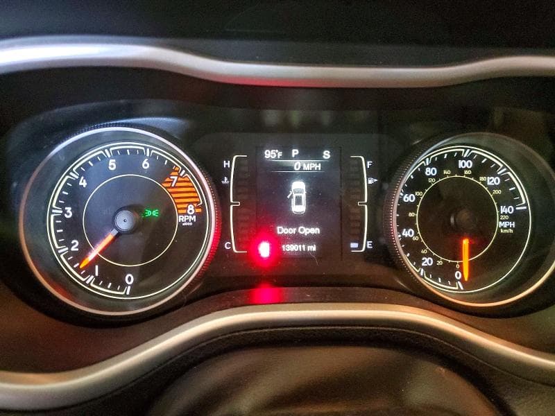 2018 JEEP CHEROKEE LATITUDE PLUS 9