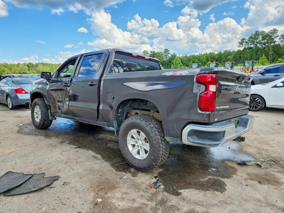 2022 CHEVROLET SILVERADO LTD K1500 LT 2