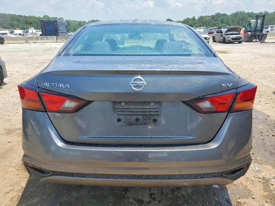2021 NISSAN ALTIMA SV 6