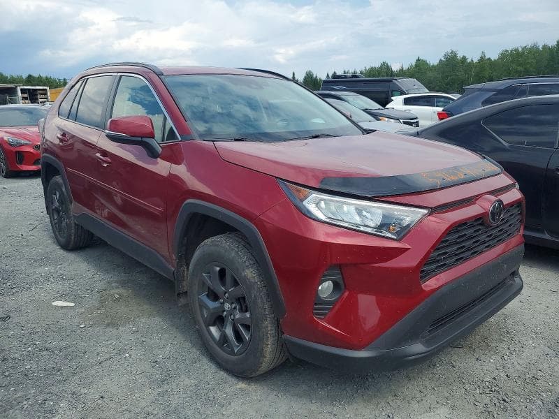 2020 TOYOTA RAV4 XLE 4