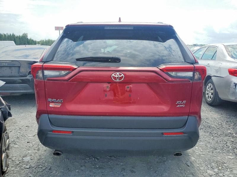 2020 TOYOTA RAV4 XLE 6