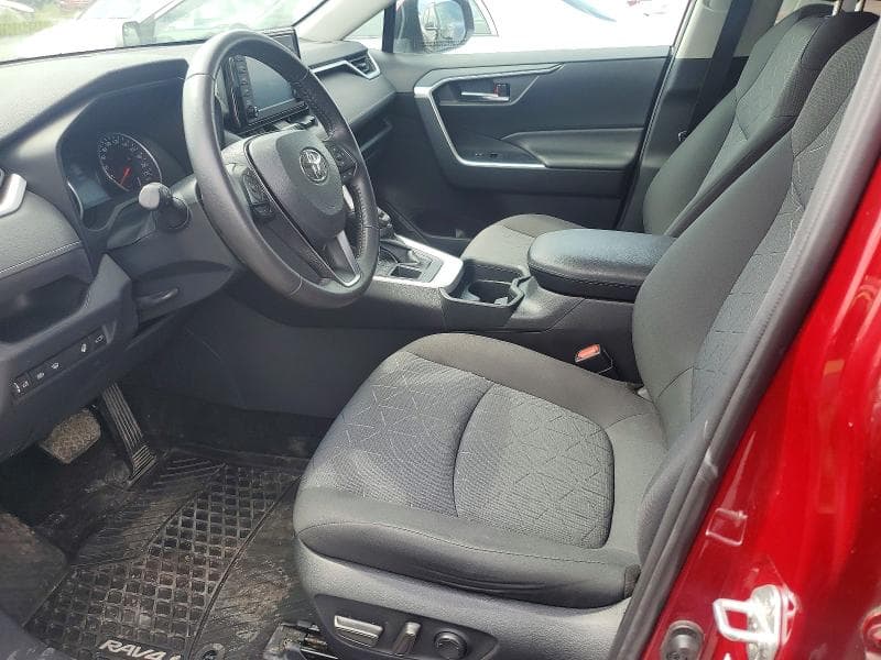 2020 TOYOTA RAV4 XLE 7
