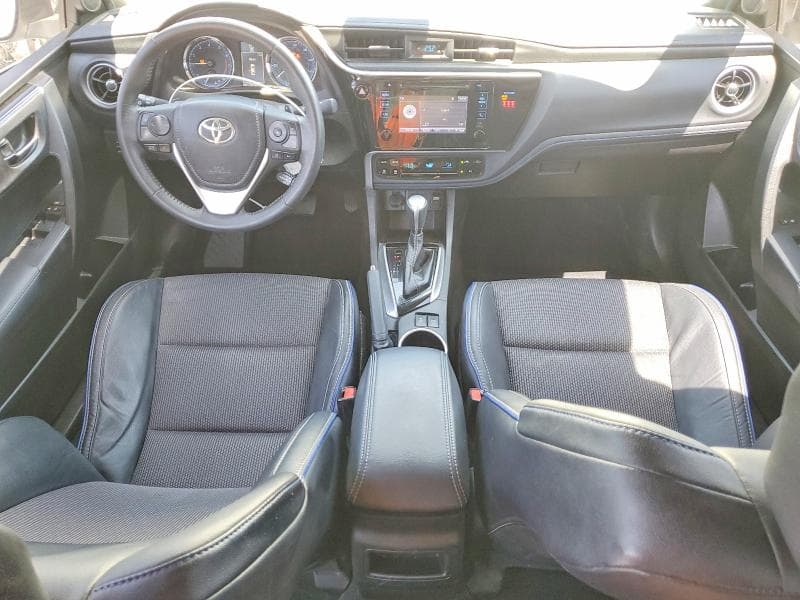 2018 TOYOTA COROLLA SE 8