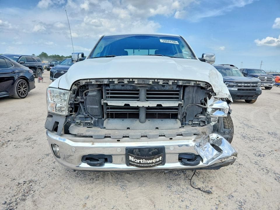 2017 RAM 1500 SLT 5