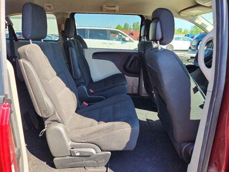 2019 DODGE GRAND CARAVAN SE 11