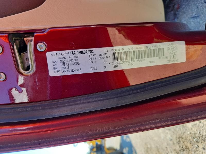 2019 DODGE GRAND CARAVAN SE 13