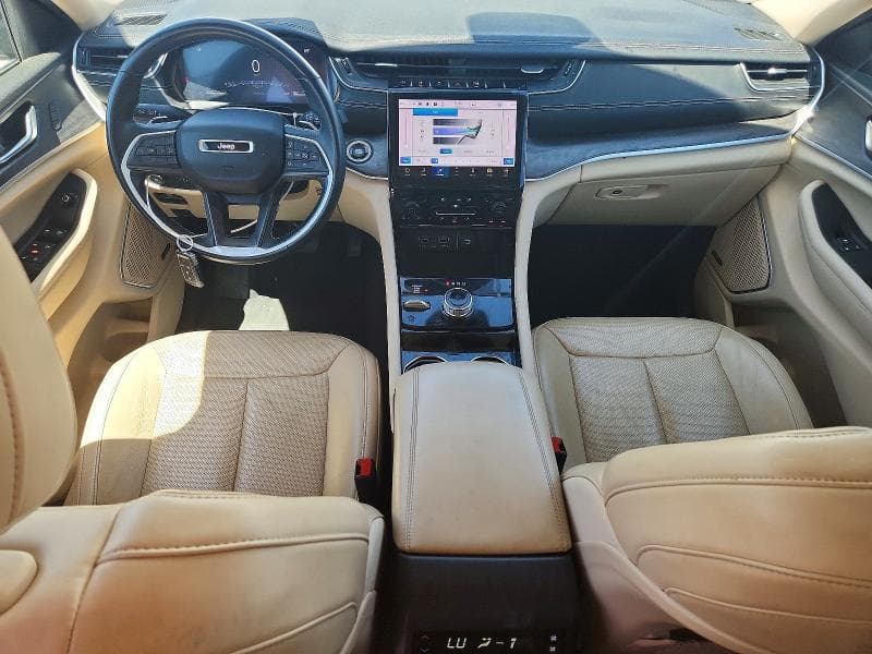 2021 JEEP GRAND CHEROKEE 8