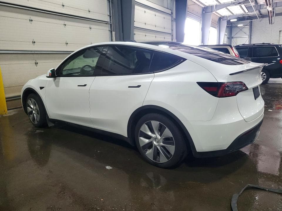 2023 TESLA MODEL Y 2