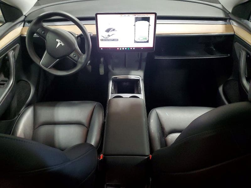 2023 TESLA MODEL Y 8